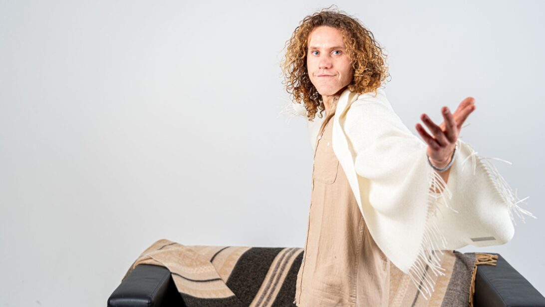 100% BABY ALPACA LONG SHAWL